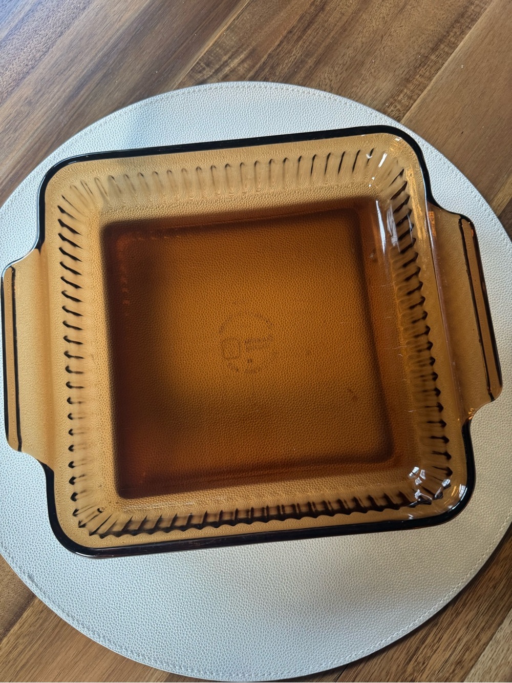 Vintage Anchor Hocking Amber 1.5 Qt Glass Baking Dish